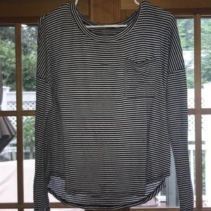 Stripped flowy long sleeve